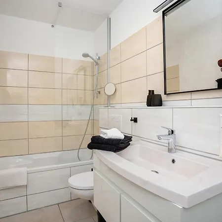 Wanderlutz Apartment *