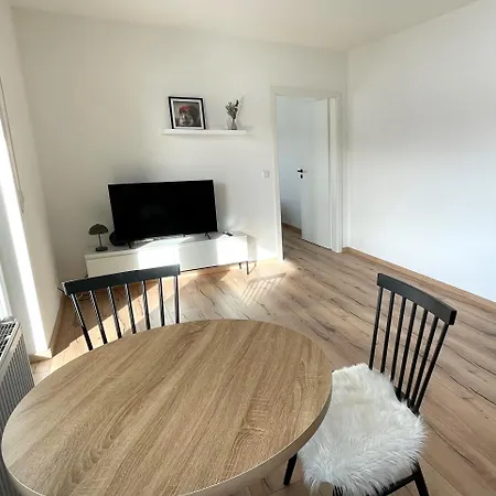 Wanderlutz Apartment *