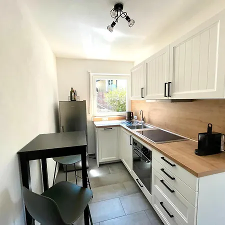 Wanderlutz Apartment *